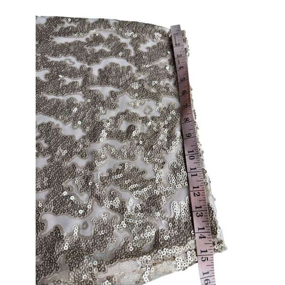 Akira Chicago Red Label Gold Sequined Scalloped Hem Mini Skirt - Picture 5 of 8